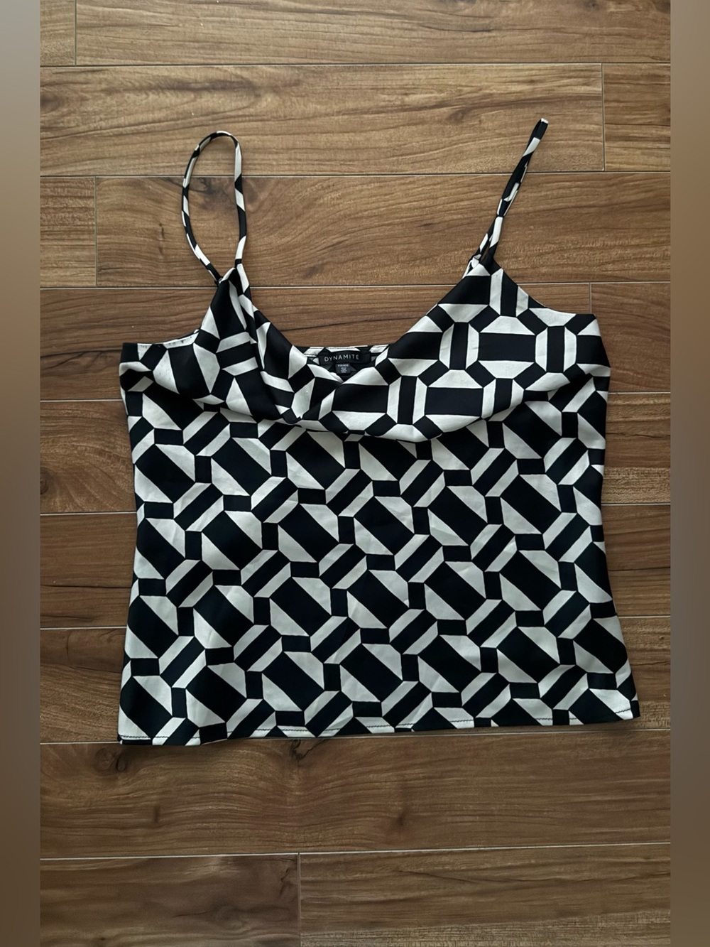 Dynamite Black And White Geometric Satin Cowl Neck Camisole Size XXS